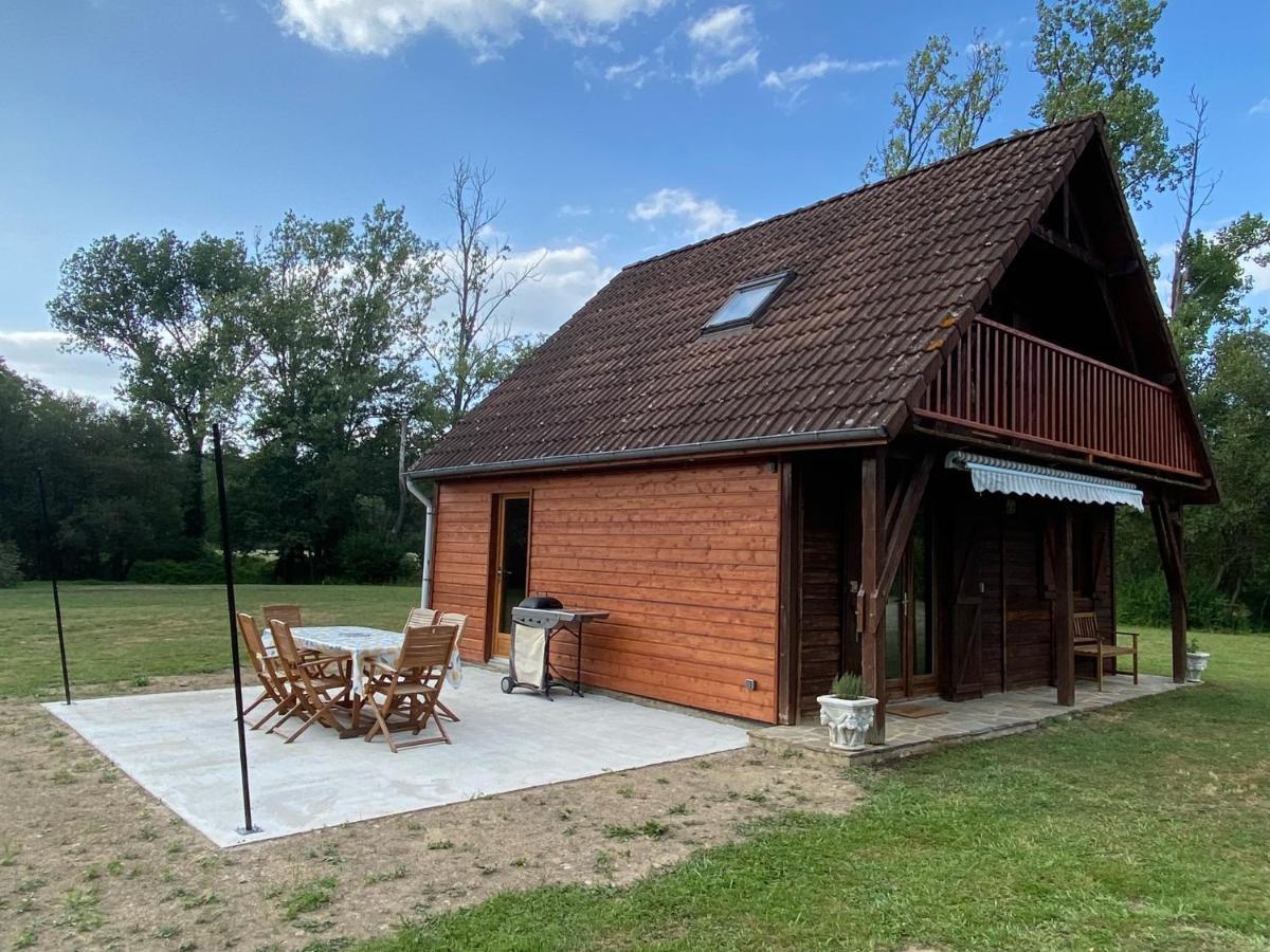 Le Chalet Limousin Folles Exteriér fotografie